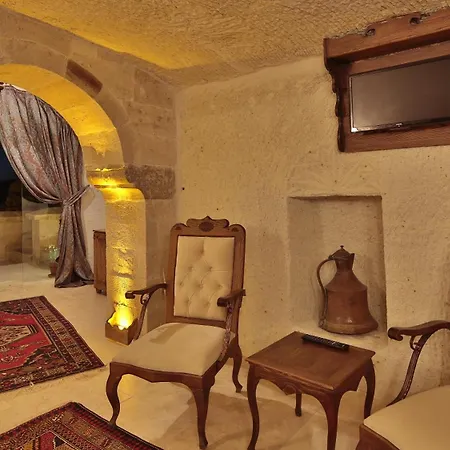 Hotel Phocas Cave 2*