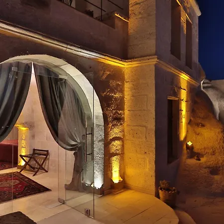 Phocas Cave Hotel