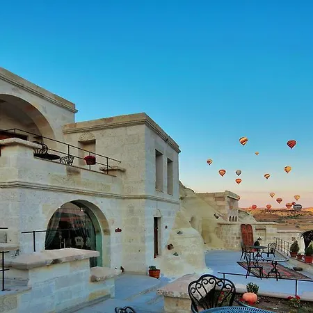 호텔 Phocas Cave 2*