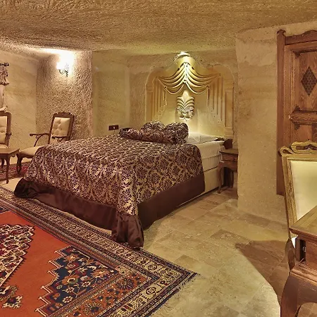 酒店 浦卡斯洞穴套房酒店 2*