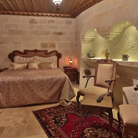 Phocas Cave Hotel