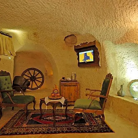 Hotel Phocas Cave 2*