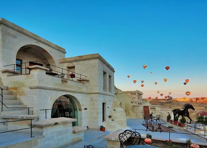 מלון Phocas Cave 2*