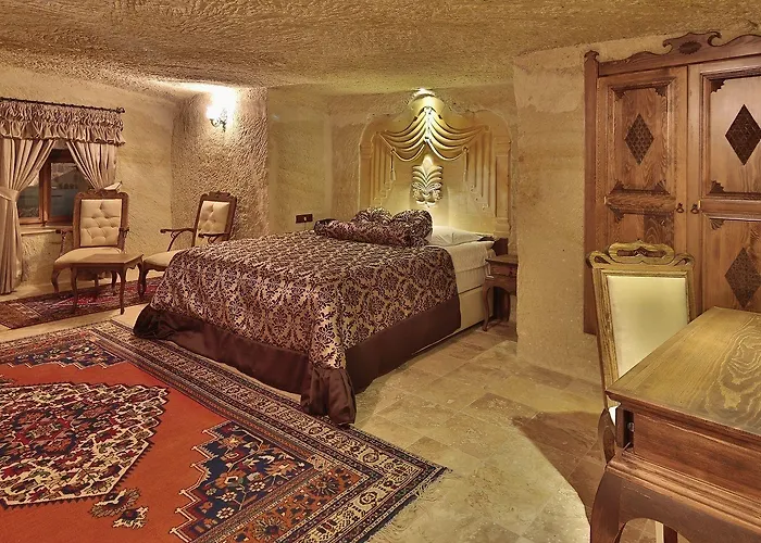 מלון Phocas Cave 2*