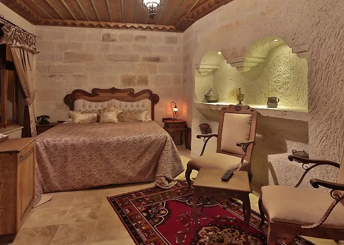 Phocas Cave מלון