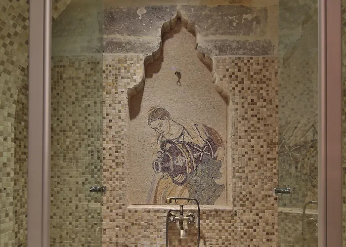 Phocas Cave גורמה