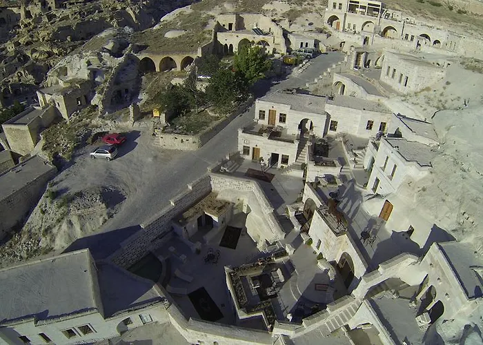 Phocas Cave מלון 2*